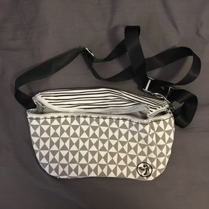 ZUMBA fanny pack